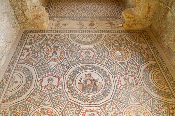 sicilia-un-mosaico-di-meraviglie-e-splendori