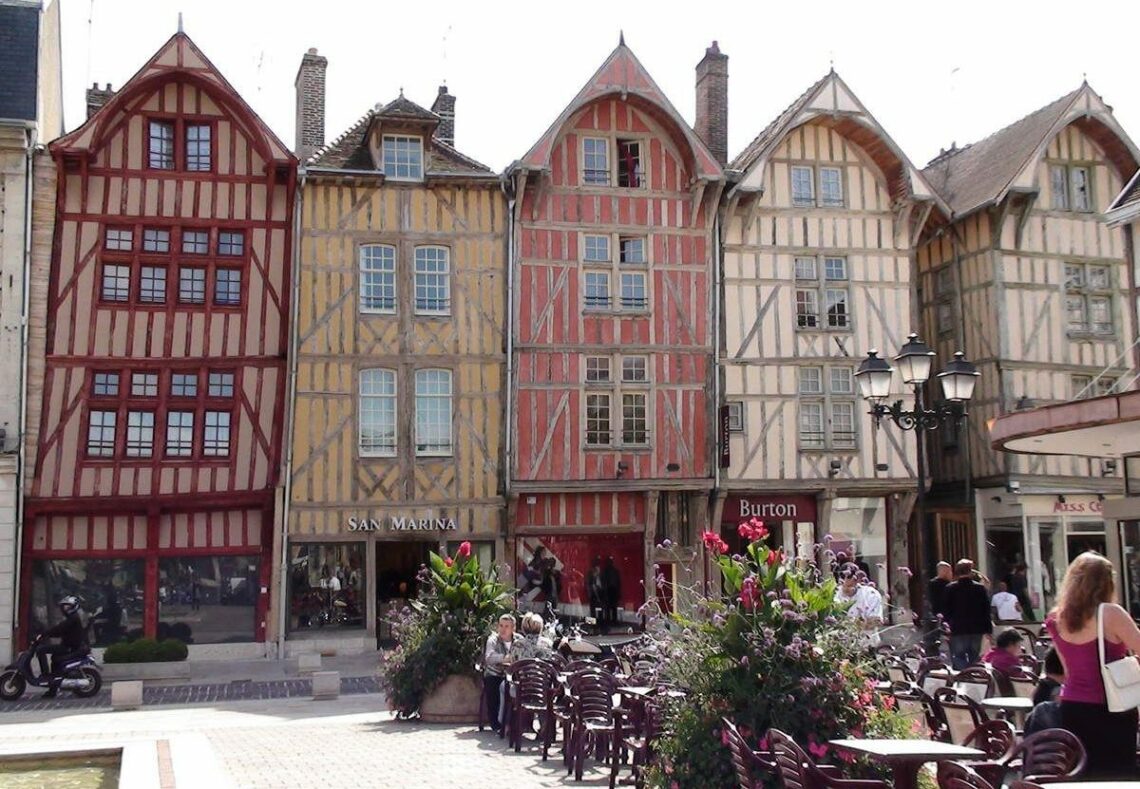 Troyes