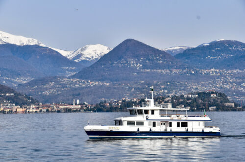 topazio-nave-ibrida-il-nuovo-gioiello-del-lago-maggiore