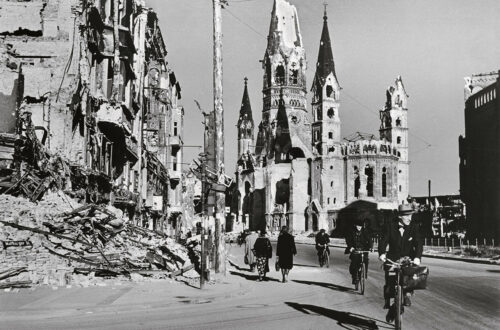 robert-capa-nella-storia-al-mudec-di-milano