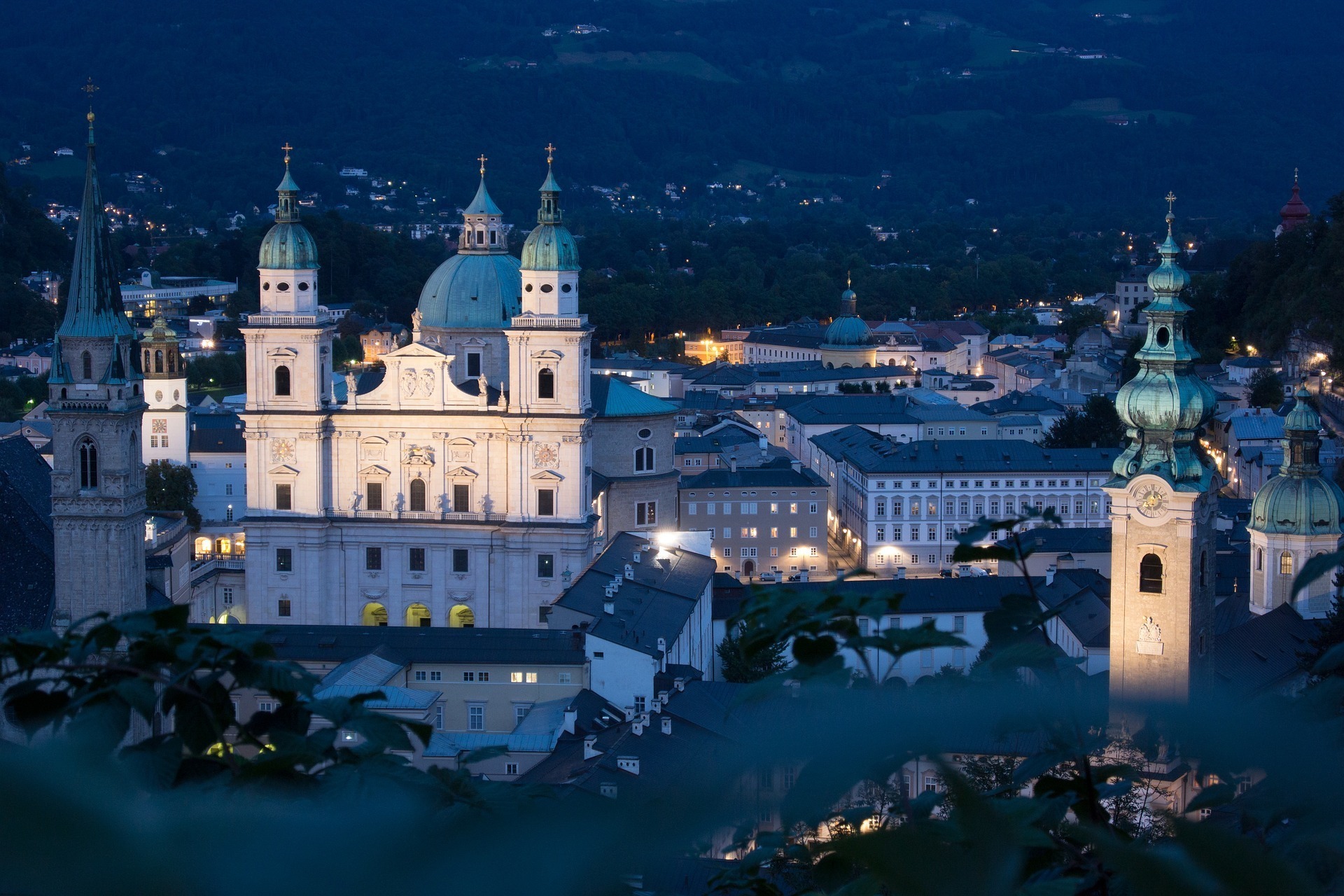 austria-il-fascino-dei-paesaggi-alpini-e-la-cultura-nelle-citta