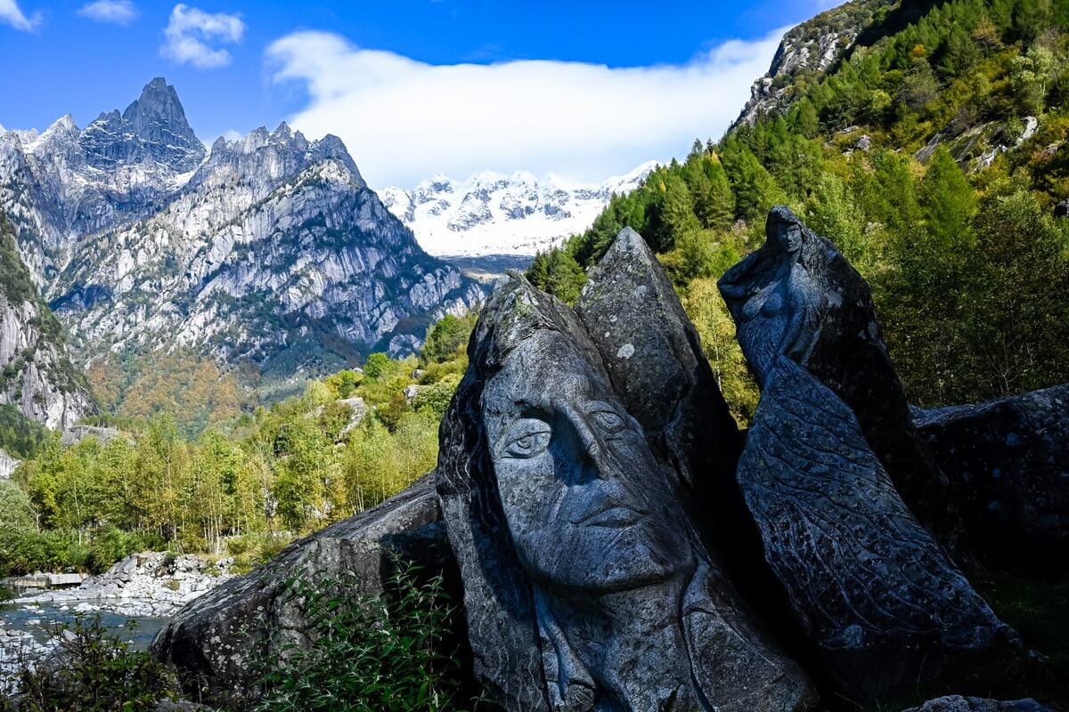 val-masino-e-unisola-di-granito-nel-cuore-delle-alpi