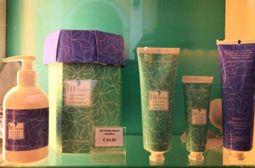 mediterranea-cosmetics-profumati-cofanetti-regalo-sotto-lalbero